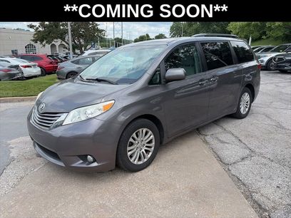 Used 2017 Toyota Sienna XLE