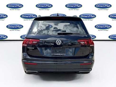 Used 2020 Volkswagen Tiguan S image 6