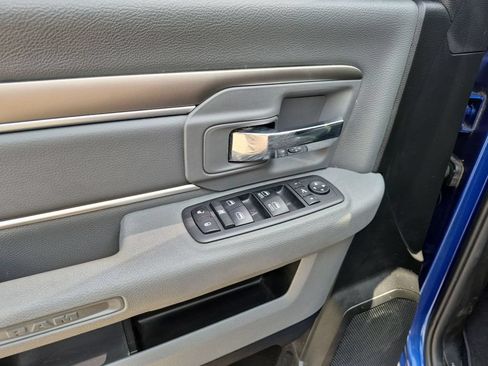 Used 2018 RAM 1500 Big Horn RWD image 14
