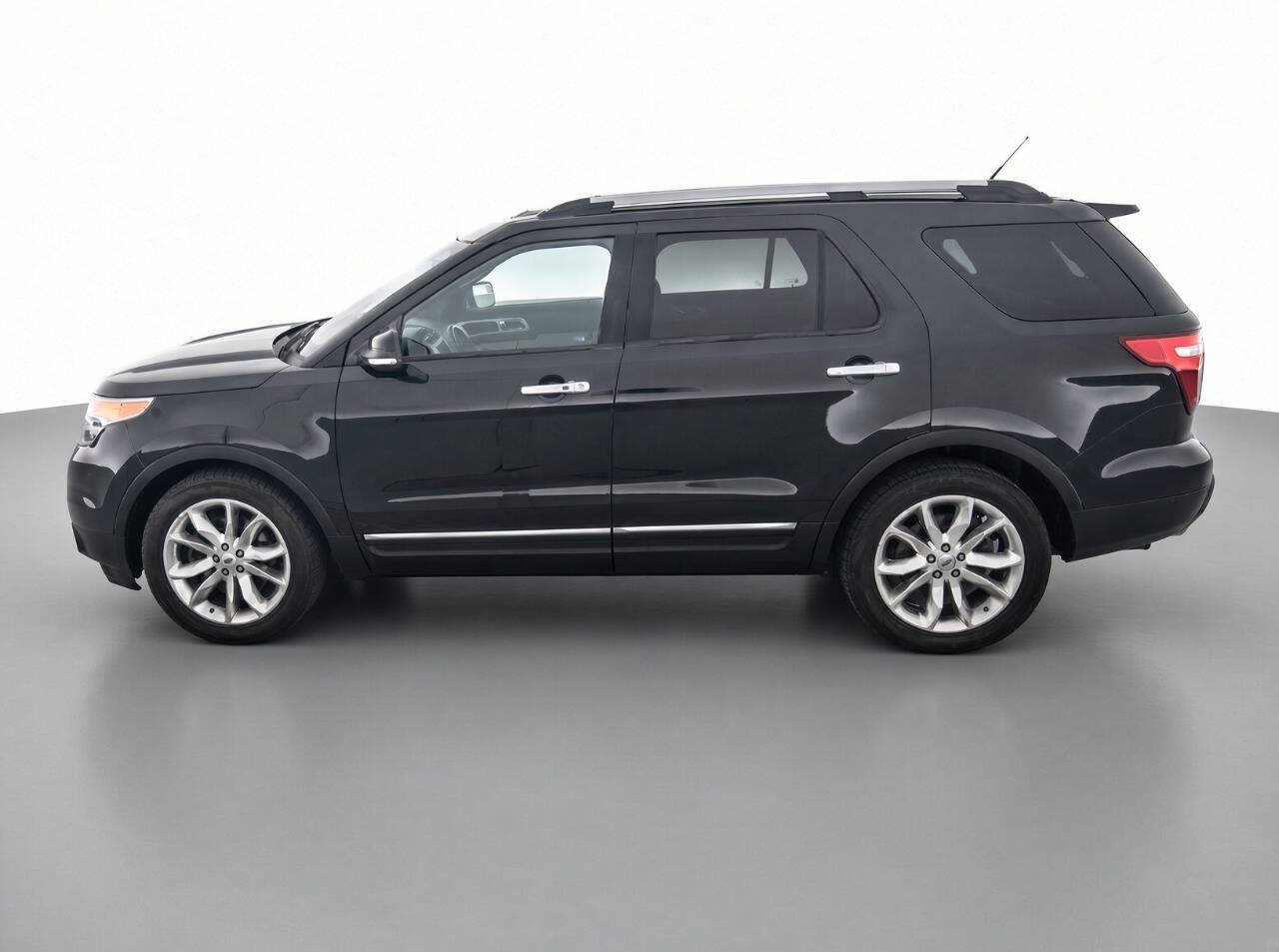 Used 2015 Ford Explorer Limited w/ Equipment Group 301A AWD/4WD image 8