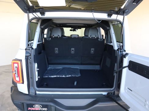New 2026 Ford Bronco Badlands AWD/4WD image 45
