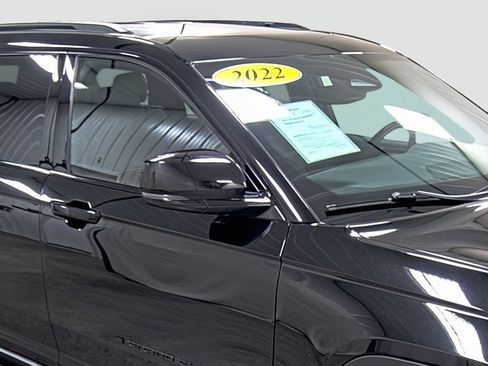 Used 2022 Jeep Grand Cherokee L Laredo AWD/4WD image 15