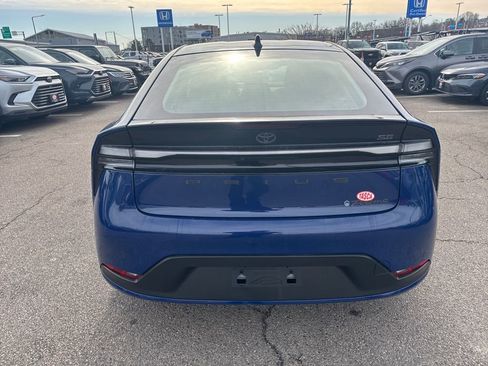 Used 2024 Toyota Prius Prime SE image 6