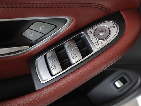 Used 2018 Mercedes-Benz C 300 4MATIC Cabriolet image 13