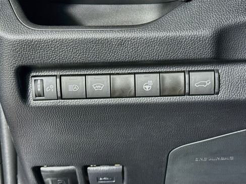 Used 2023 Toyota RAV4 XLE Premium AWD/4WD image 10