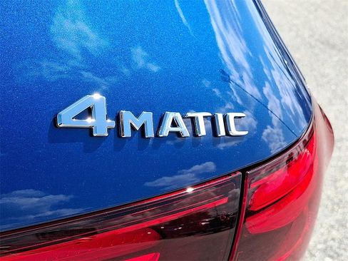 Certified 2024 Mercedes-Benz GLA 250 4MATIC image 31