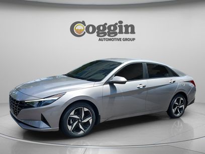 Certified 2023 Hyundai Elantra SEL w/ Convenience Package