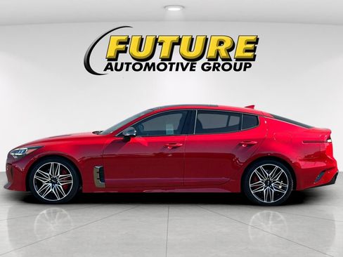 Used 2022 Kia Stinger GT1 RWD image 7