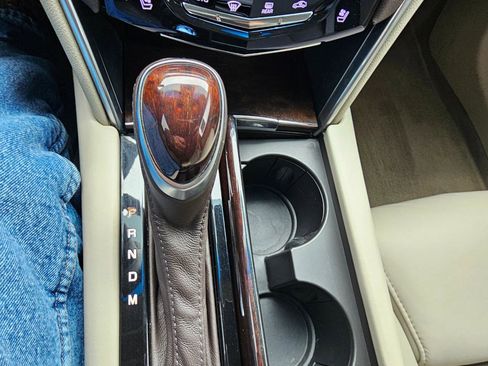 Used 2014 Cadillac XTS Premium image 44