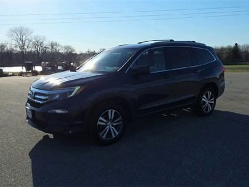 Used 2017 Honda Pilot EX-L image 3