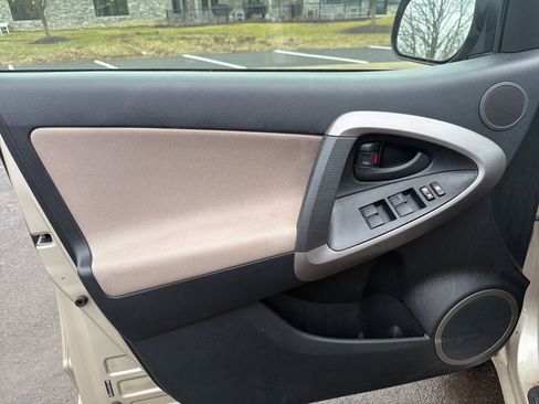 Used 2008 Toyota RAV4 2WD image 10