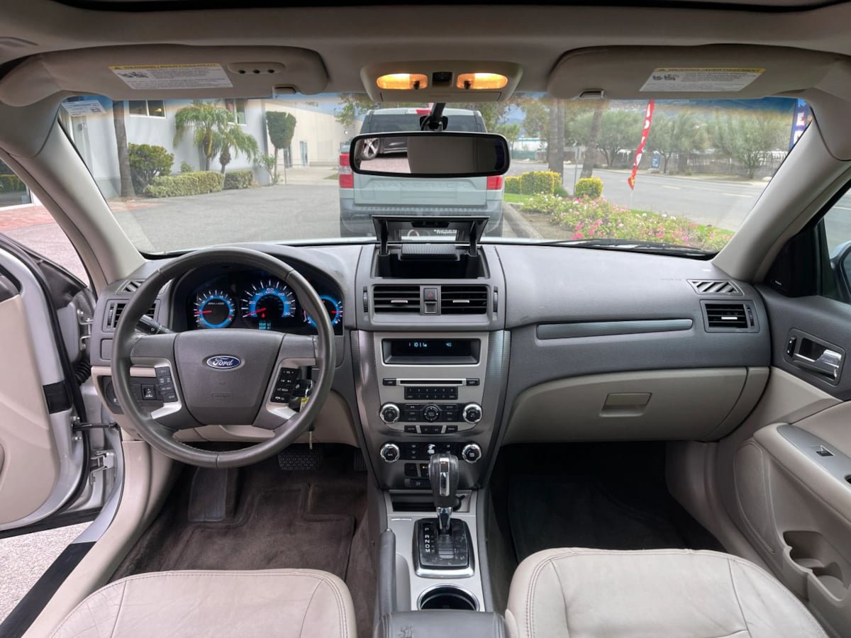 Used 2012 Ford Fusion SEL FWD image 11