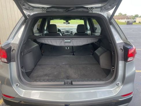 Used 2023 Chevrolet Equinox RS w/ LPO, Cargo Package AWD/4WD image 58