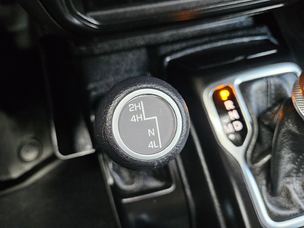 Used 2021 Jeep Gladiator Sport AWD/4WD image 31