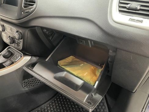 Used 2019 Jeep Compass Latitude w/ Popular Equipment Group image 25