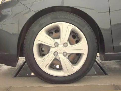 Used 2021 Chevrolet Spark LS FWD image 11