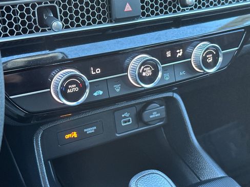 Used 2024 Honda Civic LX image 21