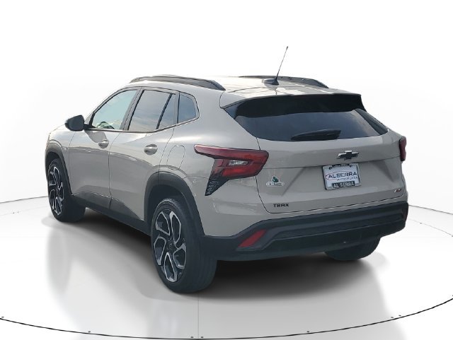Certified 2026 Chevrolet Trax RS w/ Driver Confidence Package FWD image 3