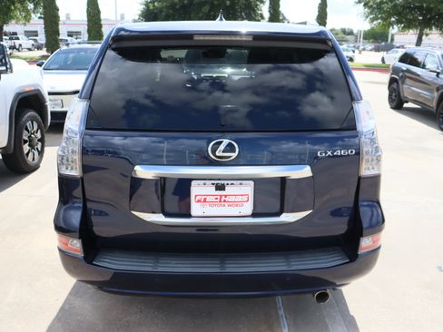 Used 2020 Lexus GX 460 Luxury w/ Accessory Package AWD/4WD image 7