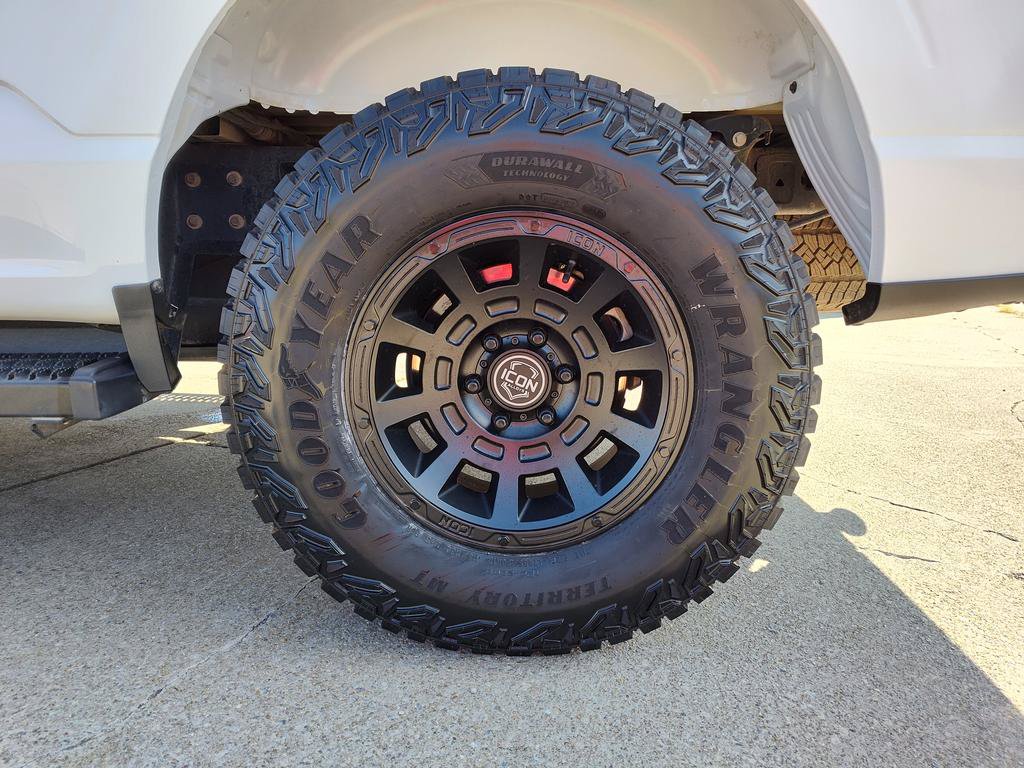 Used 2022 Ford F150 XL w/ Equipment Group 101A High AWD/4WD image 10