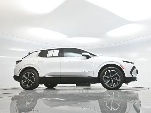 Used 2025 Chevrolet Equinox EV LT w/ Convenience Package image 58