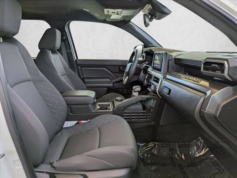 Certified 2024 Toyota Tacoma SR5 image 19