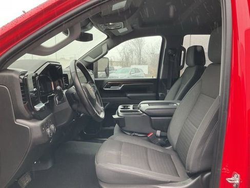 Certified 2025 Chevrolet Silverado 2500 LT w/ Convenience Package image 10