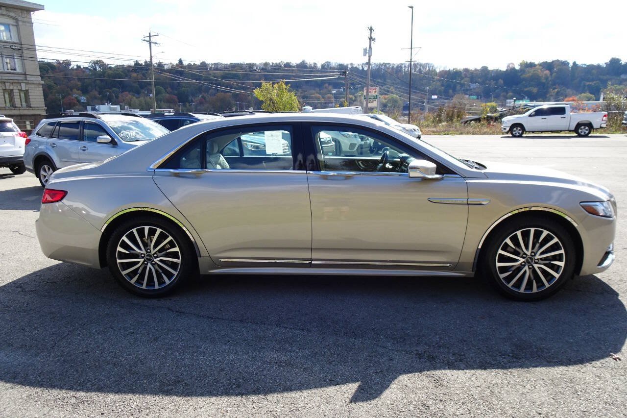 Used 2017 Lincoln Continental Select AWD/4WD image 5