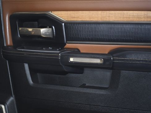 Used 2022 RAM 2500 Limited image 27