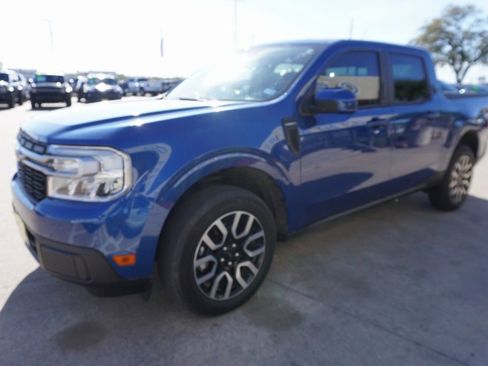 Used 2023 Ford Maverick Lariat w/ Lariat Luxury Package image 3