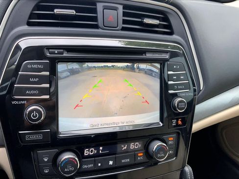 Used 2017 Nissan Maxima 3.5 SV image 29