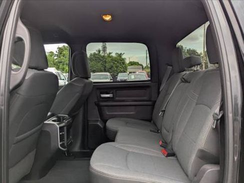 Used 2022 RAM 2500 Big Horn w/ Night Edition AWD/4WD image 17