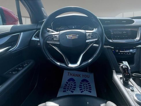 Certified 2024 Cadillac XT6 Sport w/ LPO, ONYX Package AWD/4WD image 5