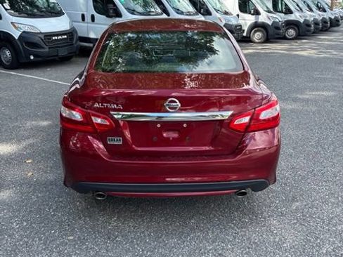 Used 2017 Nissan Altima 2.5 S w/ Power Driver Seat Package FWD image 5