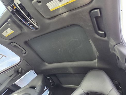 Used 2018 Porsche Panamera 4S image 11