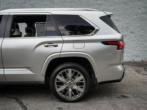 Used 2024 Toyota Sequoia Capstone image 11