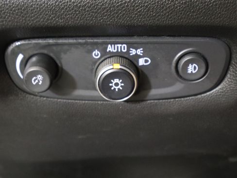 Used 2020 Chevrolet Traverse LT w/ LT Premium Package FWD image 31