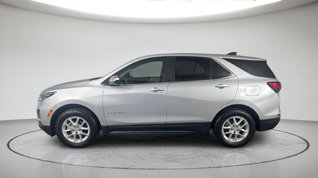 Used 2022 Chevrolet Equinox LT w/ Driver Convenience Package AWD/4WD image 13