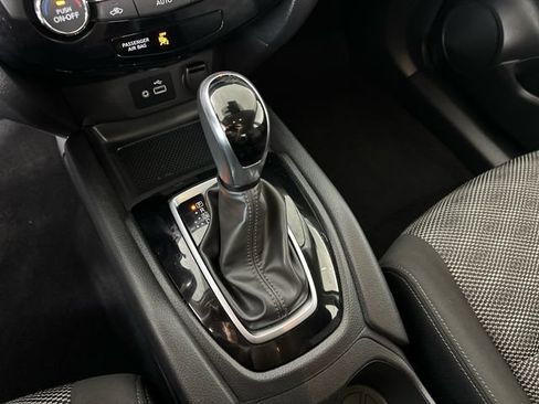 Used 2019 Nissan Rogue Sport SV w/ All-Weather Package FWD image 20