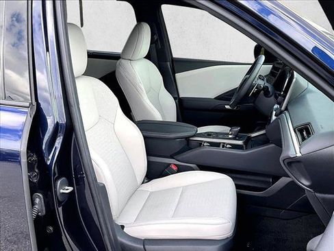 Used 2024 Lexus TX 350 FWD w/ Accessory Package (Z1) image 9