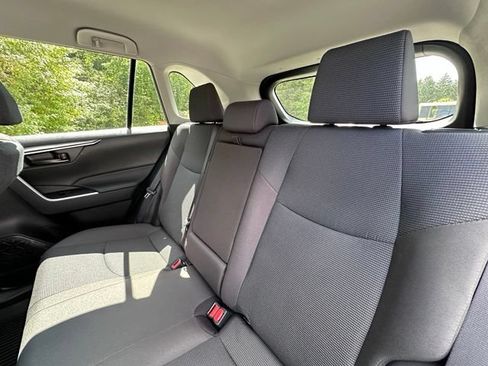 Used 2025 Toyota RAV4 LE AWD/4WD image 11