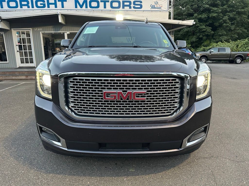 Used 2016 GMC Yukon Denali w/ Open Road Package AWD/4WD image 2