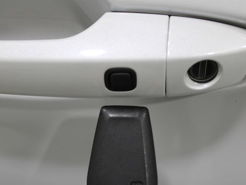 Used 2024 Mitsubishi Outlander SEL image 24