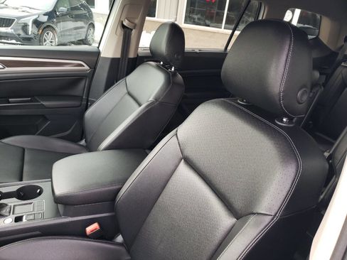 Used 2019 Volkswagen Atlas SE image 17