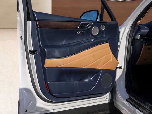 Used 2023 Genesis GV80 3.5T Advanced + image 28