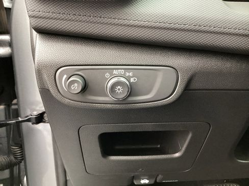 Used 2024 Chevrolet TrailBlazer LT w/ Driver Confidence Package FWD image 27