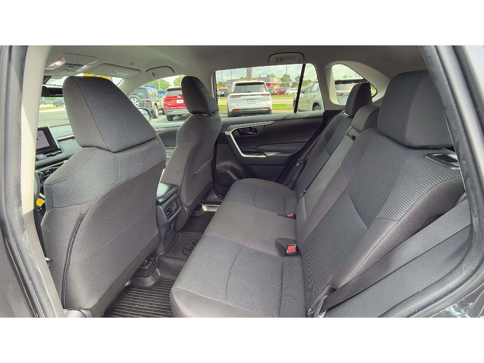 Certified 2025 Toyota RAV4 LE AWD/4WD image 34
