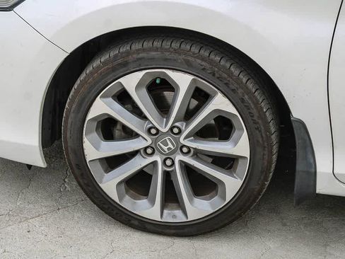 Used 2015 Honda Accord Sport image 5