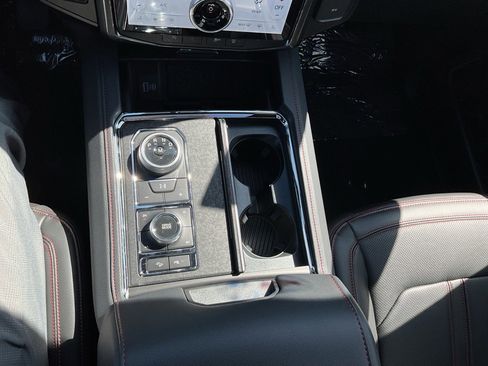 New 2024 Ford Expedition Max Limited image 24