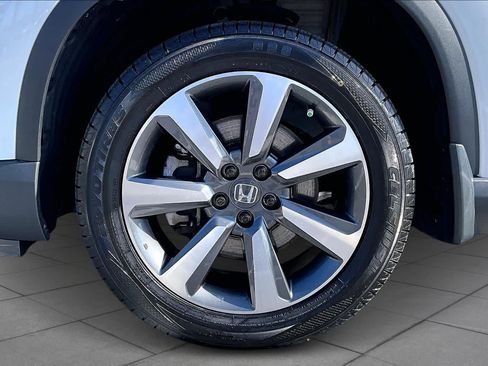 Used 2024 Honda Pilot Elite image 11